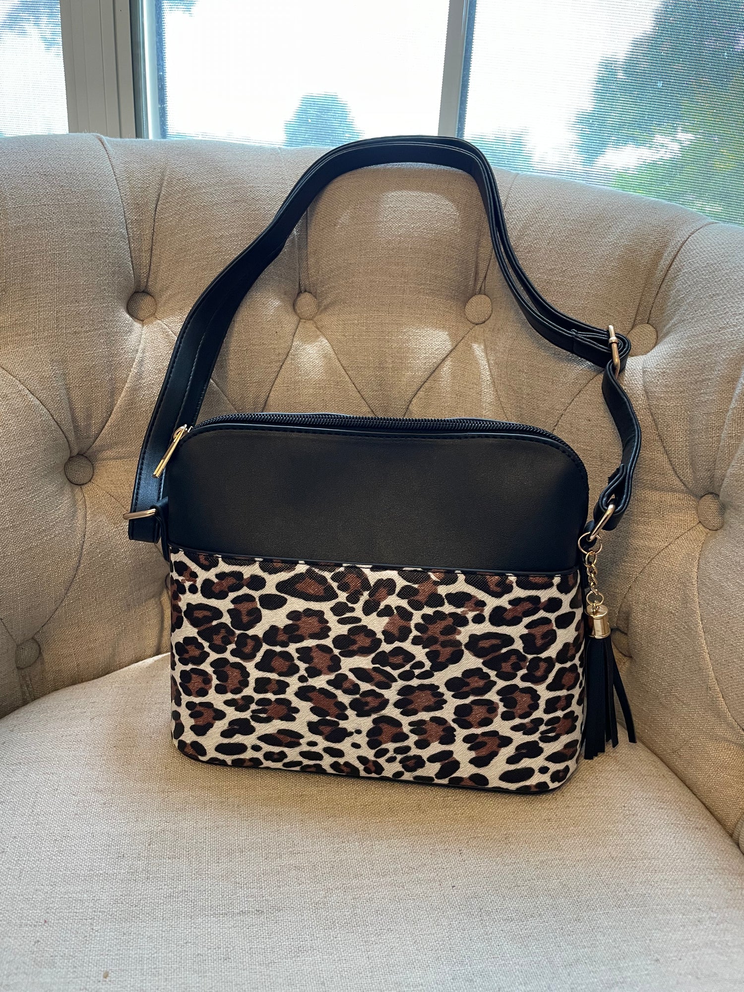 Dome Crossbody Bag in Leopard Design