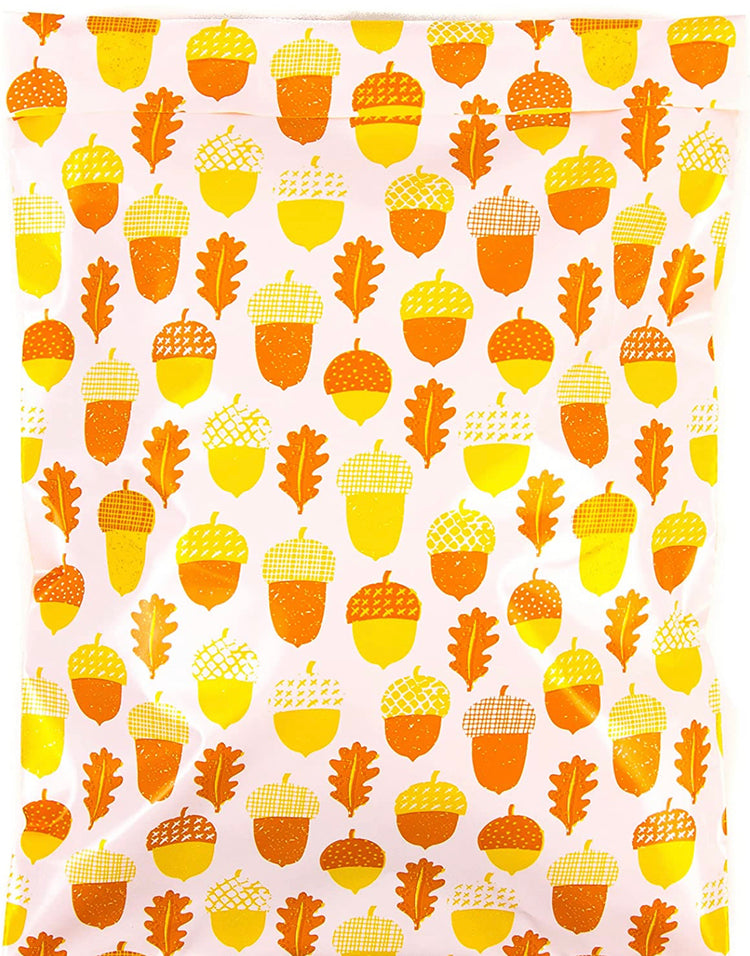 Autumn Acorn 10 x 13