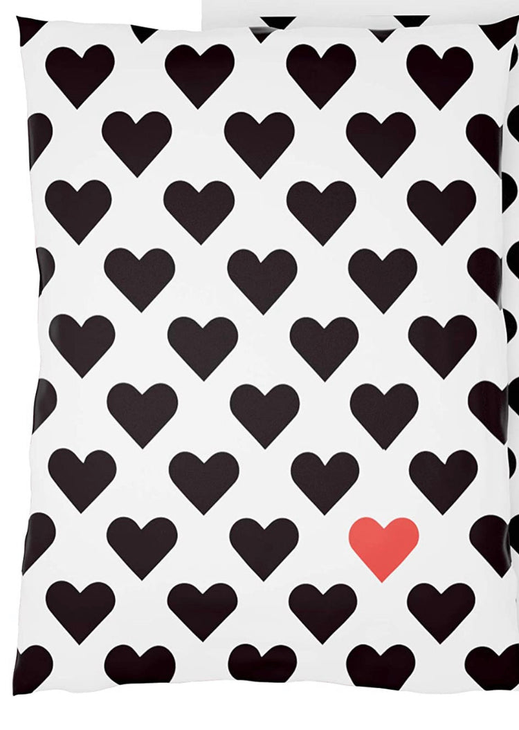 Black Hearts 10 x 13